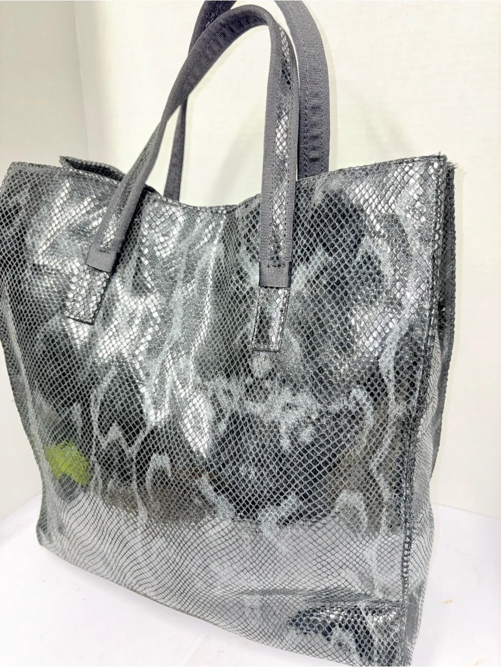 Disser Leather Tote